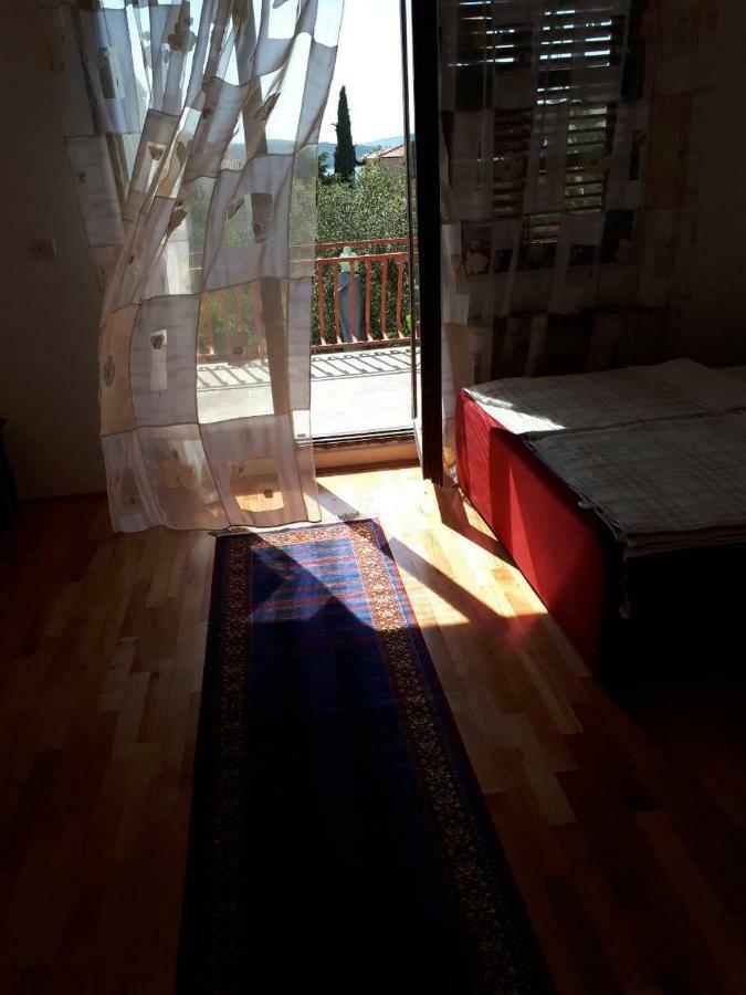 Oaza Mira Villa Трогир Екстериор снимка